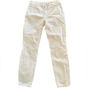 Women's LOFT white skinny ankle jeans Size 2